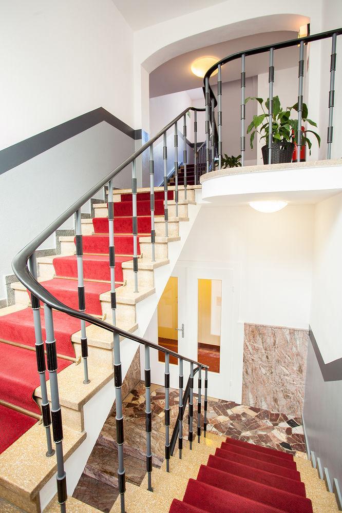 Atlanta Hotel 3*
